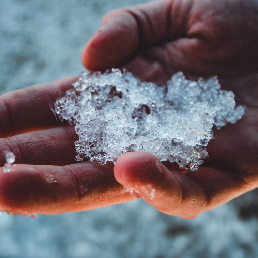 Come il Freddo Può Danneggiare la Tua Pelle e Come Prevenire e Curare il Problema